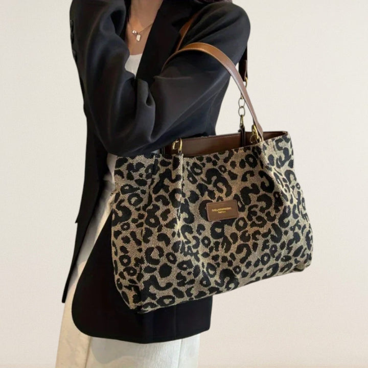 Θάλεια – Τσαντάκι με Λεοπάρ Σχέδιο