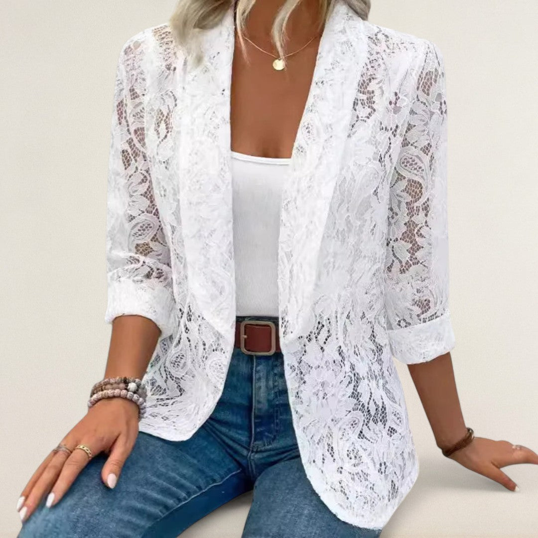 Μαρία – Αέρινο Μπουφάν με Γοητεία