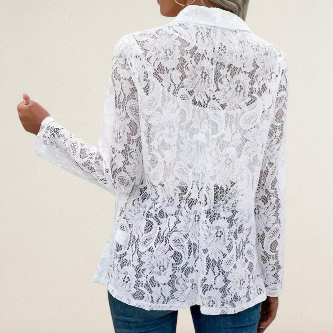 Μαρία – Αέρινο Μπουφάν με Γοητεία