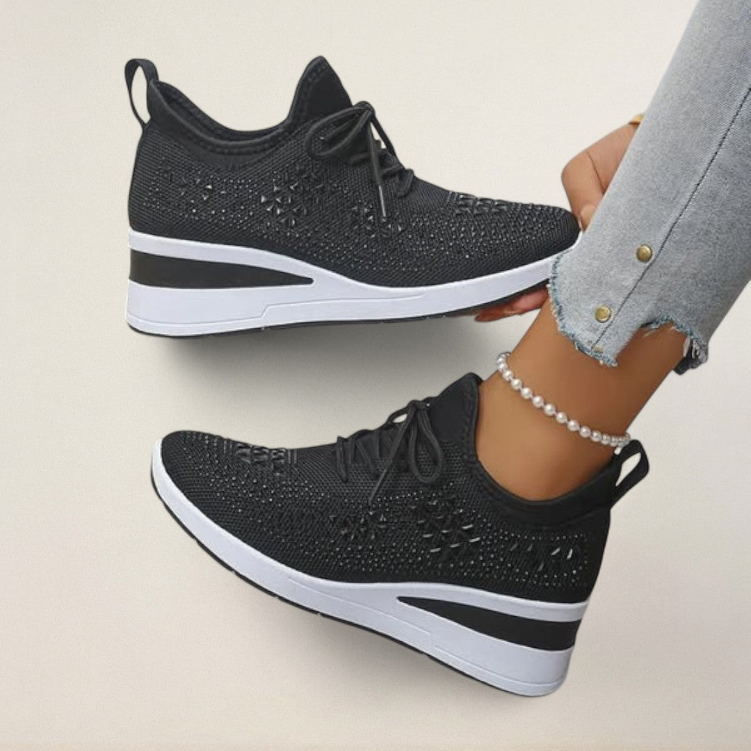 Λαδίνη – ορθοπεδικό Knit-Sneaker με γυαλιστερές λεπτομέρειες