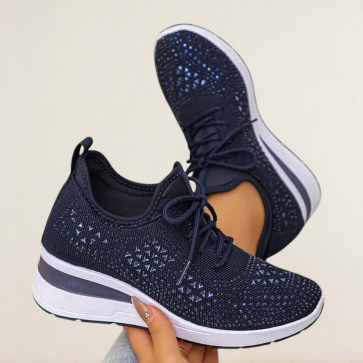 Λαδίνη – ορθοπεδικό Knit-Sneaker με γυαλιστερές λεπτομέρειες