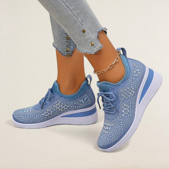 Λαδίνη – ορθοπεδικό Knit-Sneaker με γυαλιστερές λεπτομέρειες