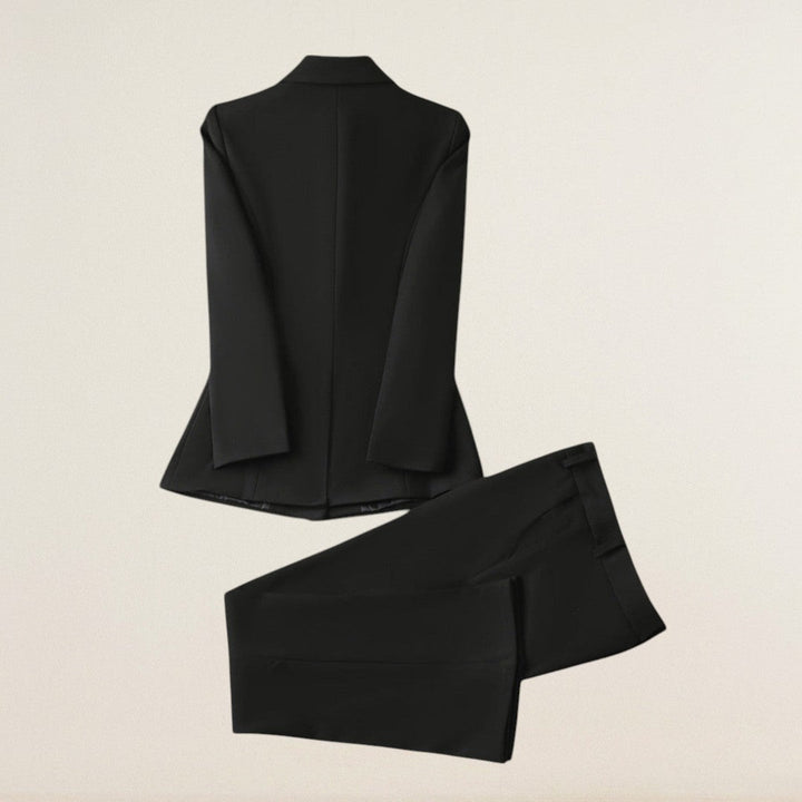 Αλίνα – κομψό & αυτοκρατορικό στην εμφάνιση