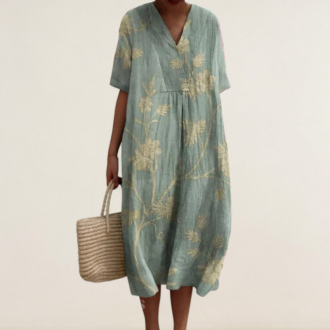 Μαρία – καλλιτεχνικά άνετη για τις διακοπές σου