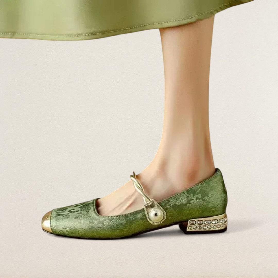 Μαρίνα – κομψή, άνετη και προσεγμένη μέχρι την τελευταία λεπτομέρεια