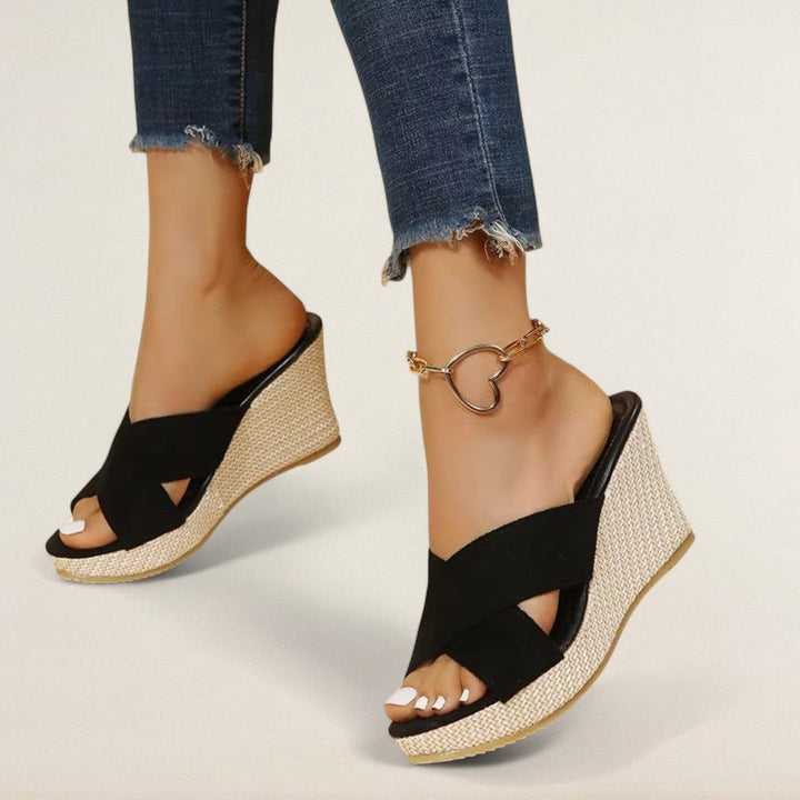 Άννα – Καλοκαιρινά ελαφριά με στυλ