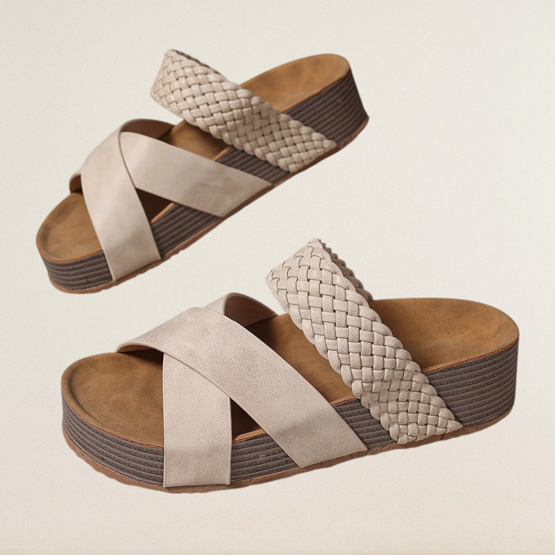 Σελήνη – άνετο μοντέρνο για τα καλοκαιρινά σου βήματα