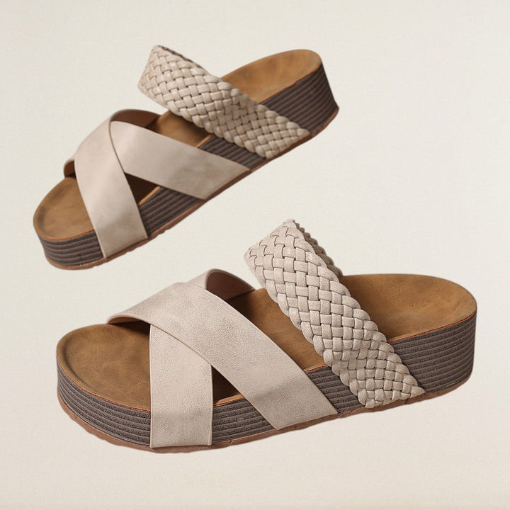 Σελήνη – άνετο μοντέρνο για τα καλοκαιρινά σου βήματα