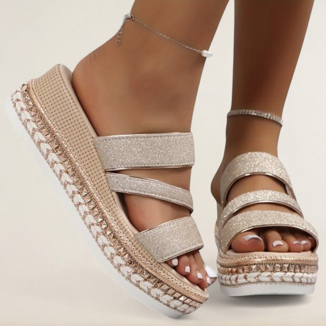 Λίνα – στυλάτη και άνετη για καθημερινές βόλτες