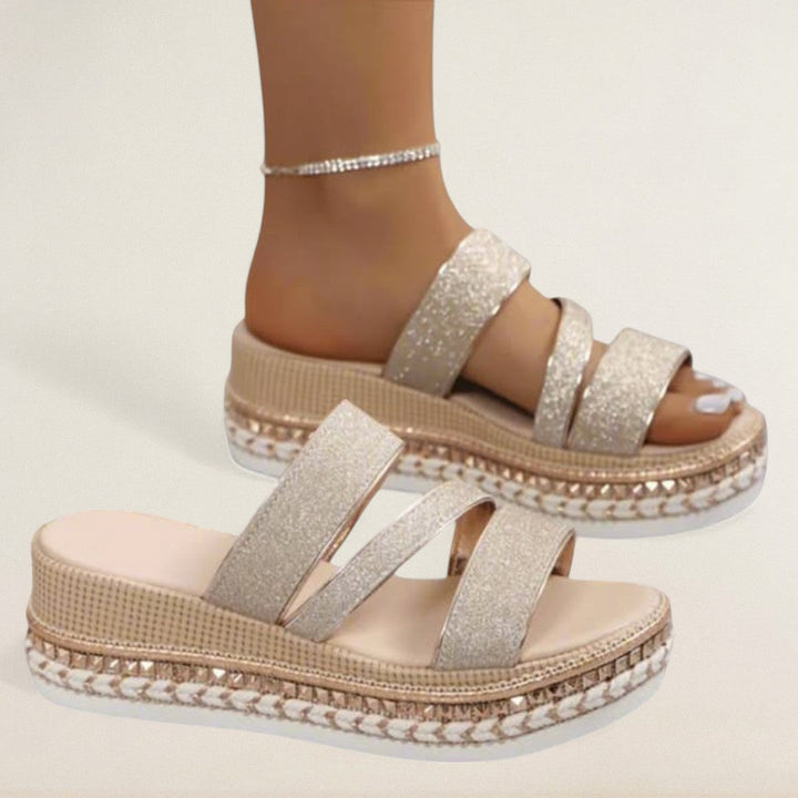 Λίνα – στυλάτη και άνετη για καθημερινές βόλτες