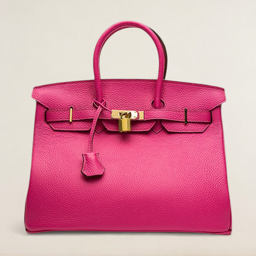 Ρενατά – Κλασική και κομψή με κλείσιμο που κάνει δήλωση