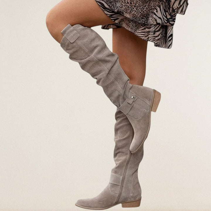 Ηλιάνα – ορθοπεδικά μποτάκια μέχρι το γόνατο