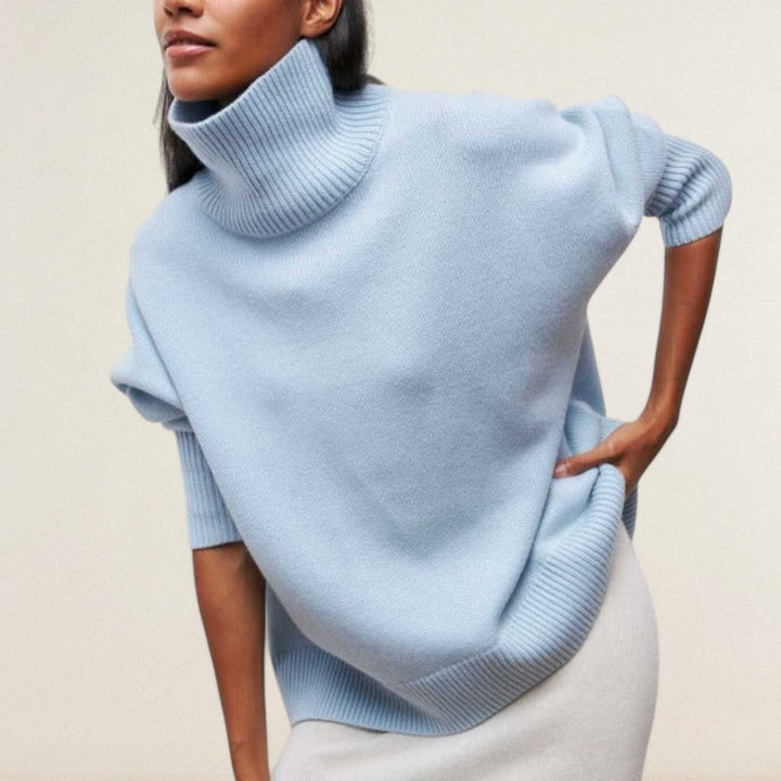 Νίκη – Oversize Πουλόβερ με Υψηλό Γιακά και Αρχοντική Πινελιά