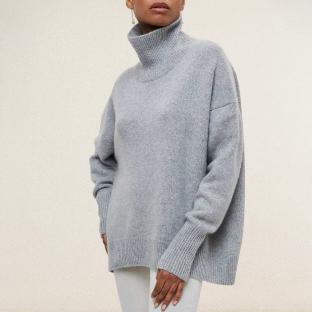 Νίκη – Oversize Πουλόβερ με Υψηλό Γιακά και Αρχοντική Πινελιά