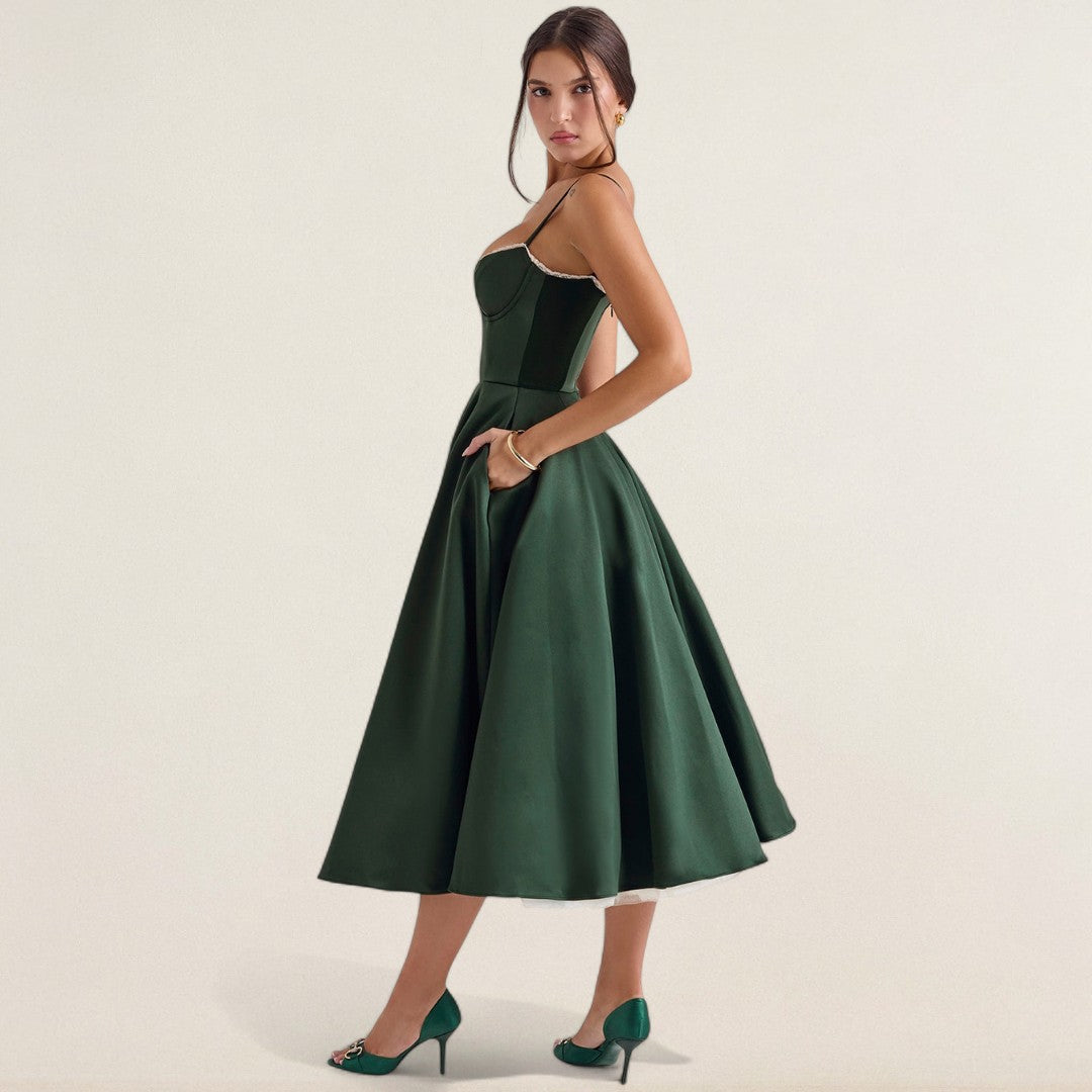 Σινα – κομψή γυναικεία για τις ιδιαίτερες στιγμές σας