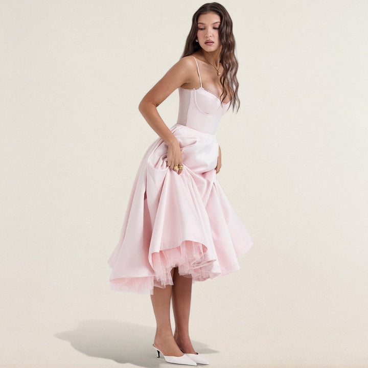 Σινα – κομψή γυναικεία για τις ιδιαίτερες στιγμές σας