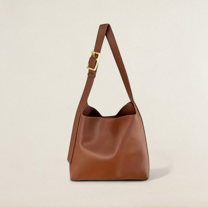 Μαρία – απλή με κομψή παρουσία