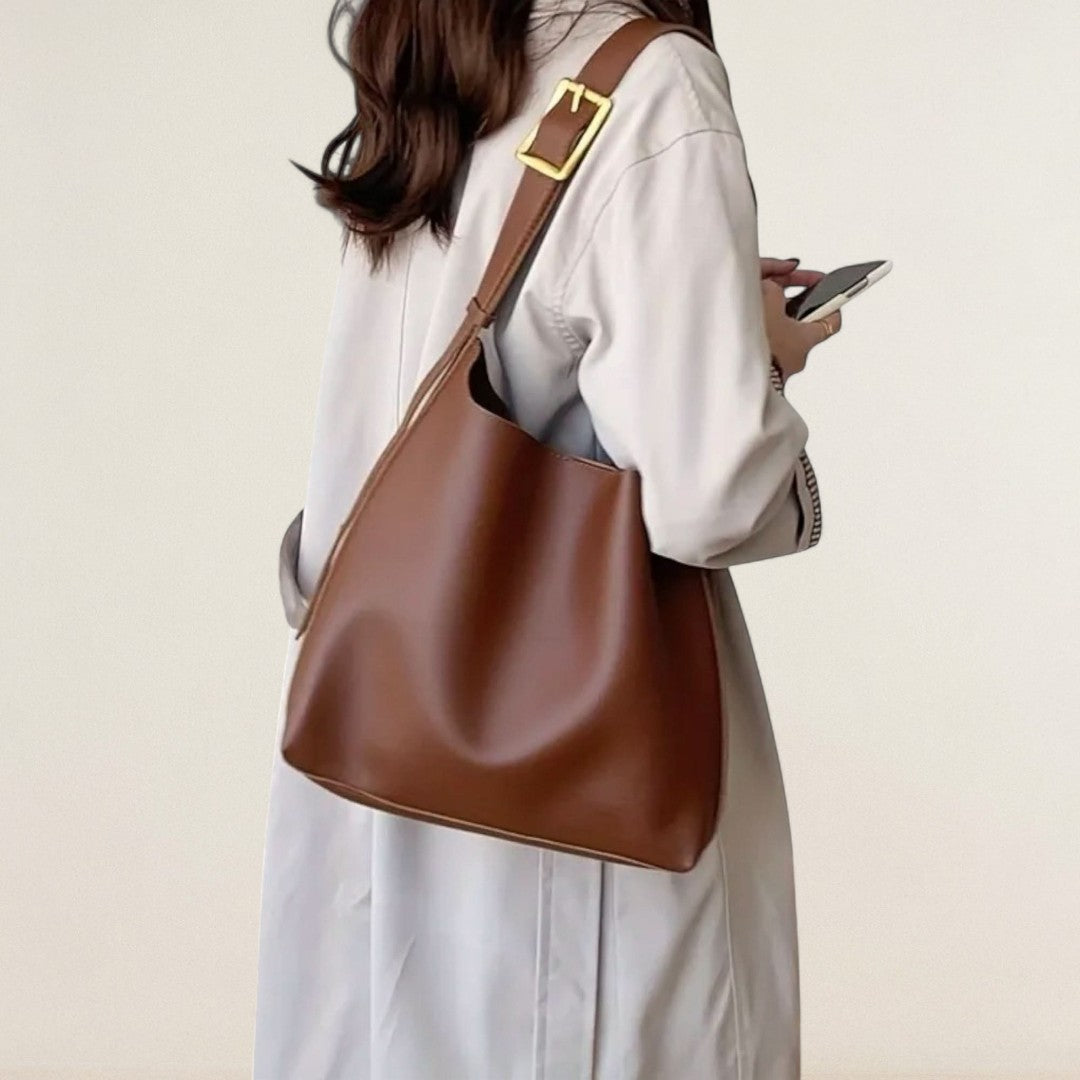 Μαρία – απλή με κομψή παρουσία