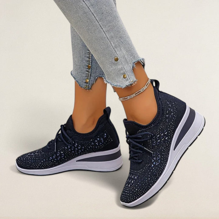 Λαδίνη – ορθοπεδικό Knit-Sneaker με γυαλιστερές λεπτομέρειες