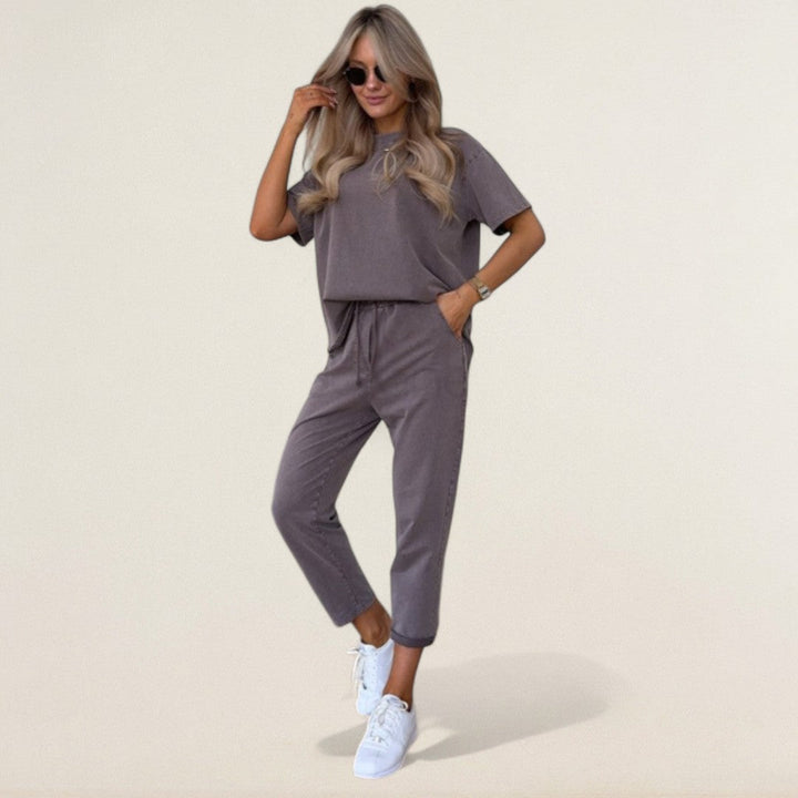 Νάντια – Διπλής Όψεως Τελειότητα Lounge