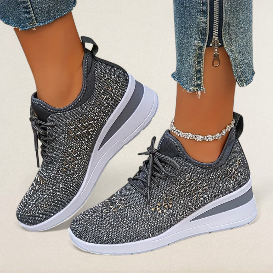 Λαδίνη – ορθοπεδικό Knit-Sneaker με γυαλιστερές λεπτομέρειες