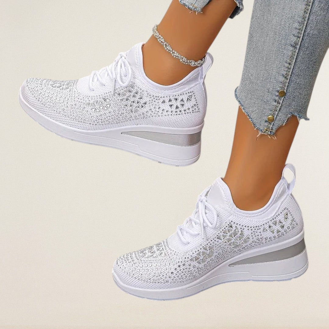 Λαδίνη – ορθοπεδικό Knit-Sneaker με γυαλιστερές λεπτομέρειες