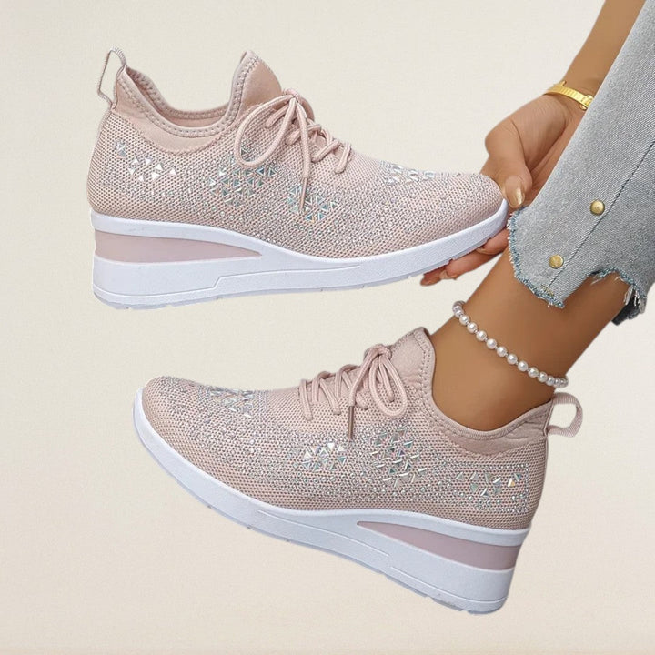 Λαδίνη – ορθοπεδικό Knit-Sneaker με γυαλιστερές λεπτομέρειες