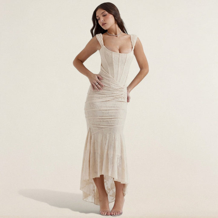 Μαρία – Φόρεμα που αγκαλιάζει τη σιλουέτα για κομψές στιγμές