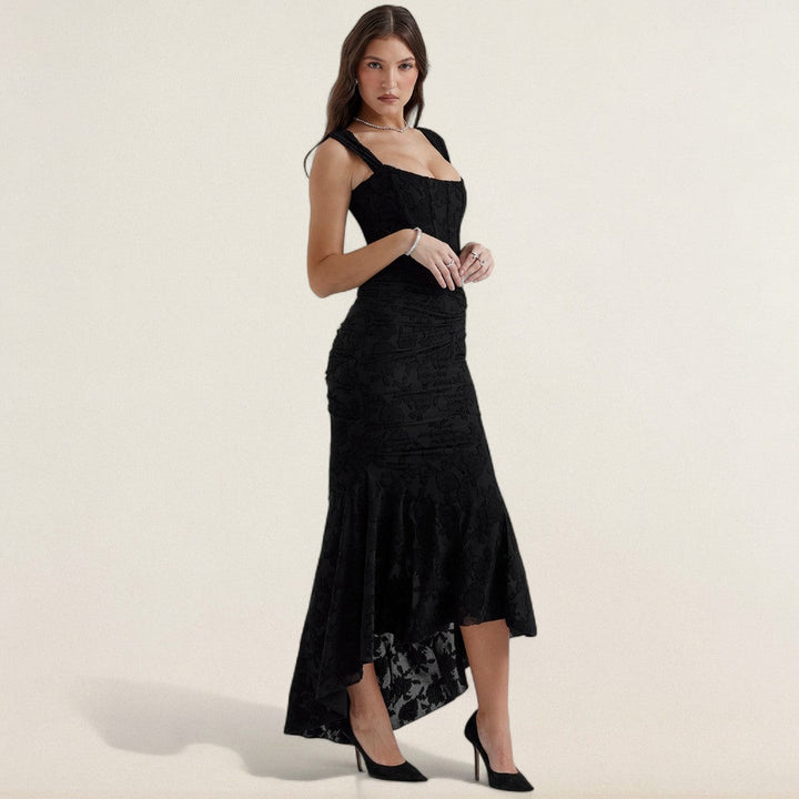 Μαρία – Φόρεμα που αγκαλιάζει τη σιλουέτα για κομψές στιγμές