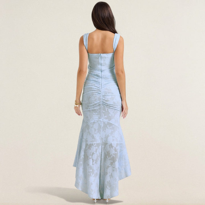 Μαρία – Φόρεμα που αγκαλιάζει τη σιλουέτα για κομψές στιγμές