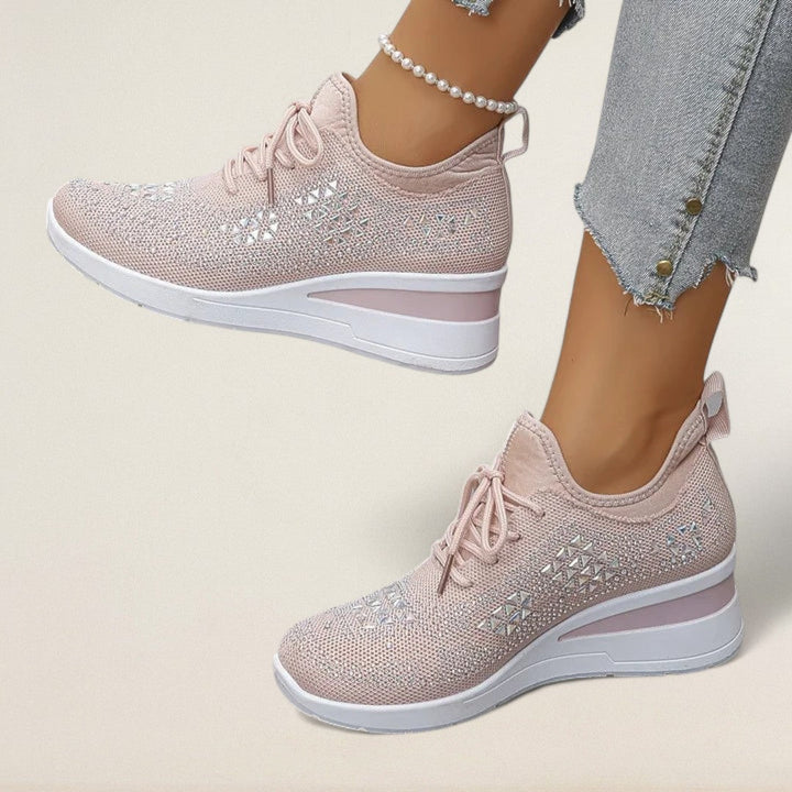 Λαδίνη – ορθοπεδικό Knit-Sneaker με γυαλιστερές λεπτομέρειες